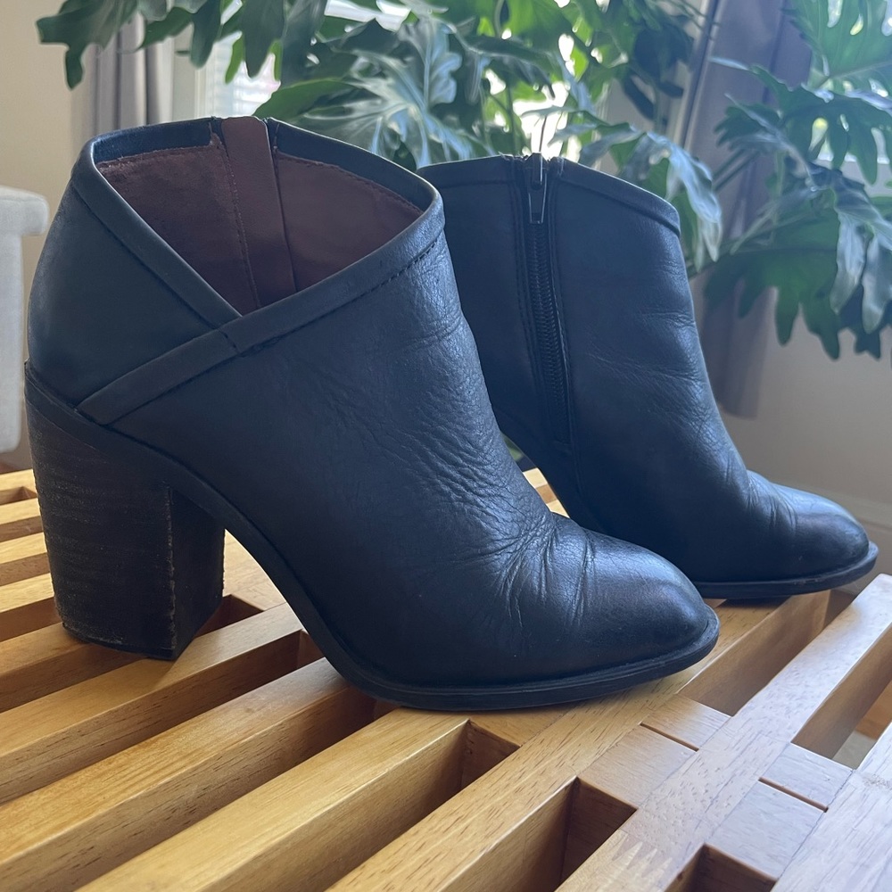 Lucky Brand Salza Bootie